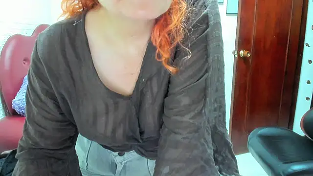 Snapshot of Salomeediaz_ chatting on June 13, 2026, 9:02 pm Salomeediaz online show from June 13, 2026, 9:02 pm