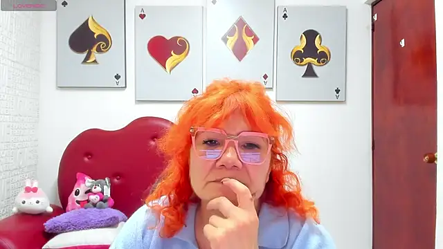 Salomeediaz  online show from April 21, 2026, 9:10 pm