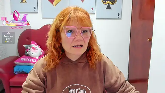 Snapshot of Salomeediaz_ chatting on February 18, 2026, 9:00 pm Salomeediaz online show from February 18, 2026, 9:00 pm