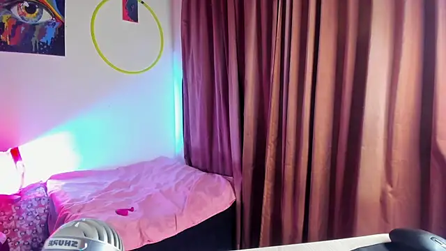 nicole volkov online show from December 30, 2024, 1:26 am