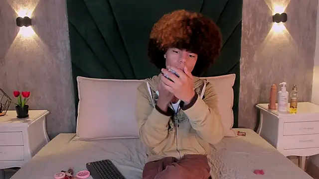 Alexiis Etereo online show from February 18, 2026, 7:21 pm