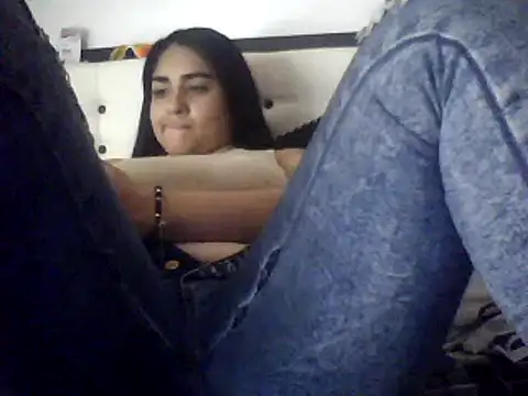 Snapshot of Charlotte_cute18 chatting on December 14, 2024, 8:29 pm Charlotte cute18 online show from December 14, 2024, 8:29 pm