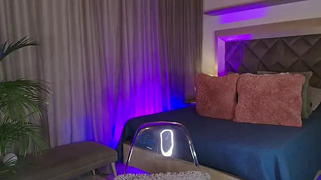 Snapshot of Ameliadickens chatting on February 22, 2026, 12:51 pm Ameliadickens online show from February 22, 2026, 12:51 pm