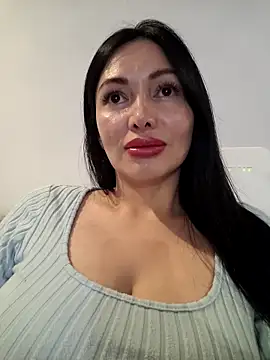 Snapshot of _monicab chatting on June 7, 2026, 3:23 am monicab online show from June 7, 2026, 3:23 am