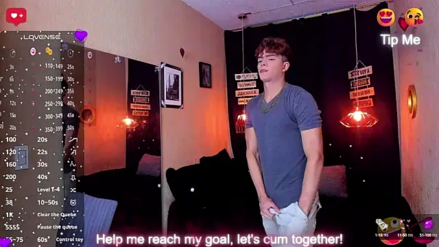 Snapshot of ANDRIUS_24 chatting on October 13, 2025, 3:13 pm ANDRIUS 24 online show from October 13, 2025, 3:13 pm