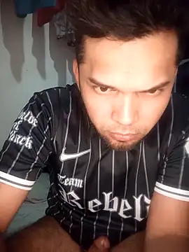 Snapshot of Elfllacco chatting on April 2, 2026, 6:31 am Elfllacco online show from April 2, 2026, 6:31 am