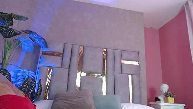 JuliaRose ks online show from November 28, 2025, 1:44 pm