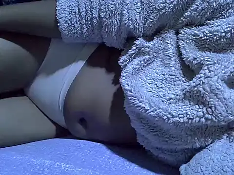 Snapshot of Lutyie chatting on March 8, 2026, 2:04 am Lutyie online show from March 8, 2026, 2:04 am