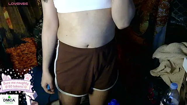 Snapshot of tashakaixxx chatting on October 7, 2025, 11:17 pm tashakaixxx online show from October 7, 2025, 11:17 pm