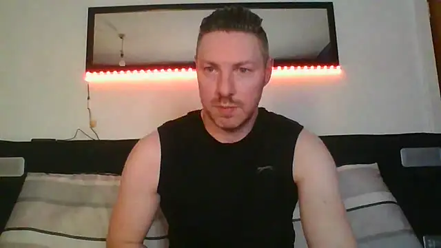 Snapshot of Fit4fun24 chatting on July 27, 2026, 9:22 pm Fit4fun24 online show from July 27, 2026, 9:22 pm