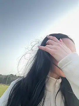 Vanesskaa online show from March 5, 2026, 2:57 pm