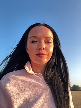 Vanesskaa online show from July 14, 2026, 7:31 pm