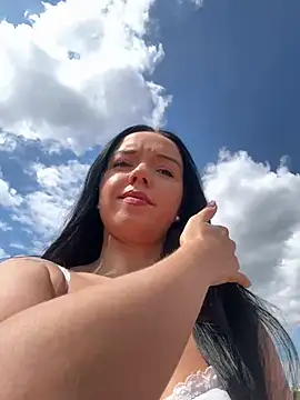 Vanesskaa online show from July 20, 2026, 11:45 am