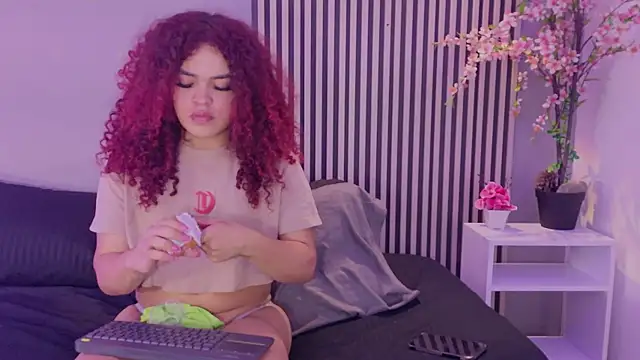KarineWine online show from August 2, 2026, 3:49 am