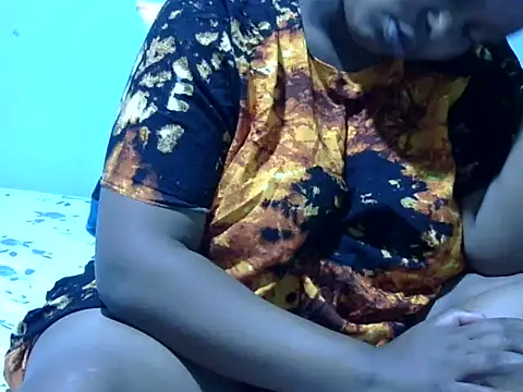 Snapshot of kelly255 chatting on June 9, 2026, 8:21 pm kelly255 online show from June 9, 2026, 8:21 pm