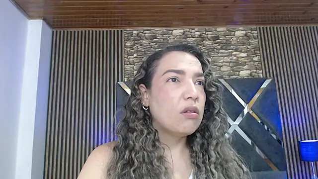 marie hss online show from December 19, 2025, 8:33 pm