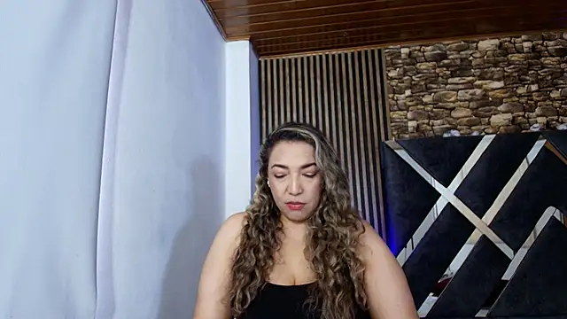 Snapshot of marie_hss chatting on July 6, 2026, 3:03 pm marie hss online show from July 6, 2026, 3:03 pm