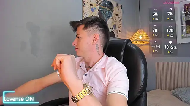 Snapshot of tossetrech chatting on December 5, 2025, 2:54 am tossetrech online show from December 5, 2025, 2:54 am