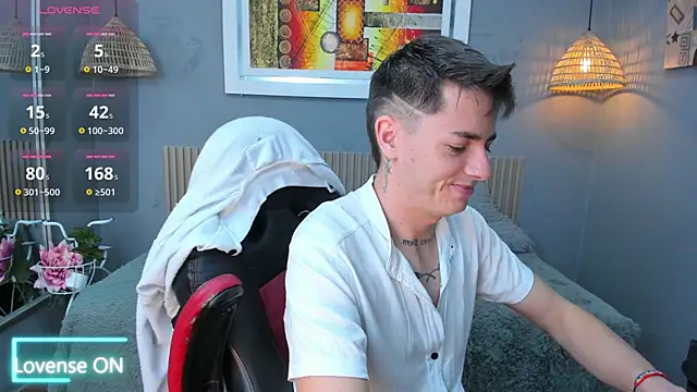 Snapshot of tossetrech chatting on November 18, 2025, 3:10 am tossetrech online show from November 18, 2025, 3:10 am