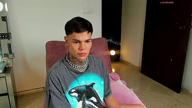 Snapshot of Jordyrodriiguez chatting on October 18, 2025, 2:08 pm Jordyrodriiguez online show from October 18, 2025, 2:08 pm