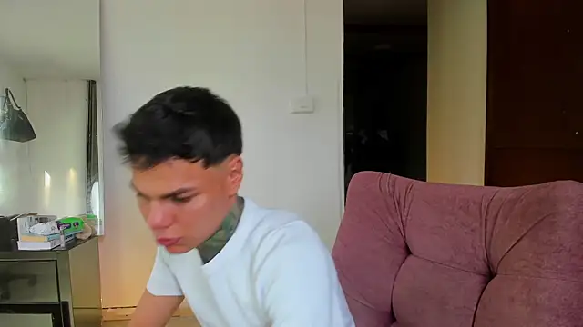 Snapshot of Jordyrodriiguez chatting on October 15, 2025, 9:34 pm Jordyrodriiguez online show from October 15, 2025, 9:34 pm