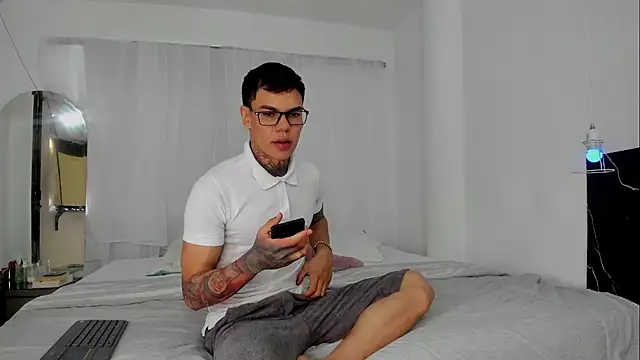 Jordyrodriiguez online show from January 12, 2026, 3:08 pm