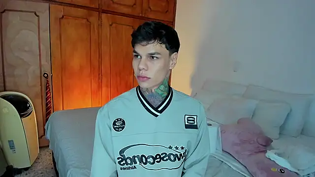 Snapshot of Jordyrodriiguez chatting on December 19, 2024, 6:56 pm Jordyrodriiguez online show from December 19, 2024, 6:56 pm