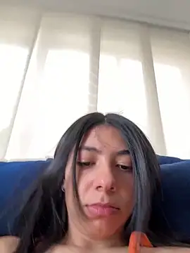Liissa cute  online show from January 27, 2025, 4:43 pm