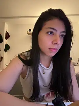 Liissa cute  online show from February 5, 2026, 1:23 am