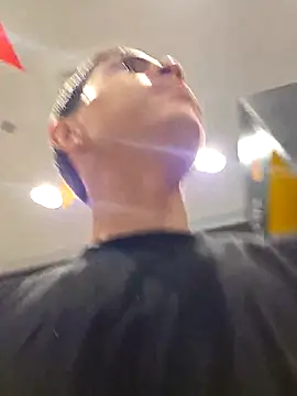 Snapshot of Yoko0381 chatting on November 16, 2025, 4:06 am Yoko0381 online show from November 16, 2025, 4:06 am