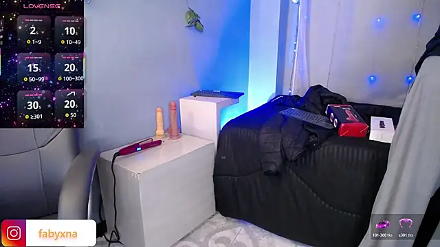 Snapshot of peyton_golden1 chatting on November 5, 2025, 3:31 am peyton golden1 online show from November 5, 2025, 3:31 am