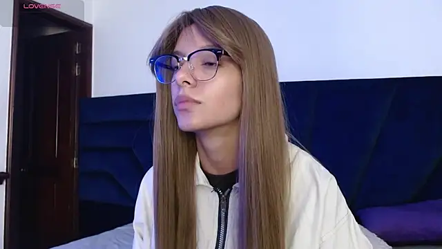 peyton golden1 online show from April 30, 2026, 3:35 am