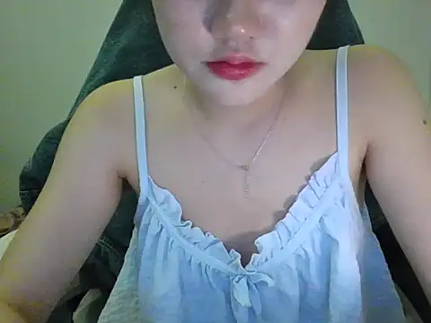 Yin-girl online show from September 21, 2025, 7:08 pm