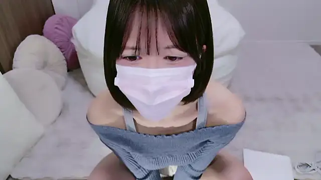 Snapshot of TsukasaSakai chatting on March 16, 2026, 3:37 pm TsukasaSakai online show from March 16, 2026, 3:37 pm