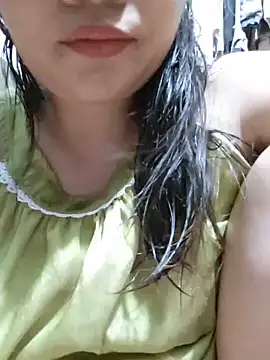 Snapshot of _Mira_69_ chatting on June 12, 2026, 5:05 am Mira 69 online show from June 12, 2026, 5:05 am