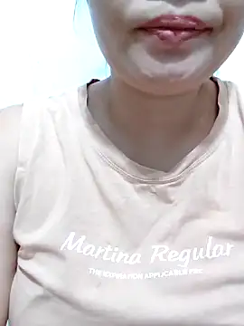 Snapshot of _Mira_69_ chatting on June 4, 2026, 3:00 am Mira 69 online show from June 4, 2026, 3:00 am
