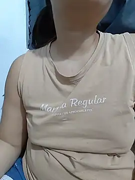 Snapshot of _Mira_69_ chatting on August 1, 2026, 12:58 pm Mira 69 online show from August 1, 2026, 12:58 pm