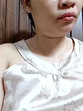 Snapshot of _Mira_69_ chatting on June 5, 2026, 4:17 am Mira 69 online show from June 5, 2026, 4:17 am