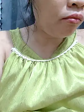 Snapshot of _Mira_69_ chatting on June 17, 2026, 7:41 am Mira 69 online show from June 17, 2026, 7:41 am