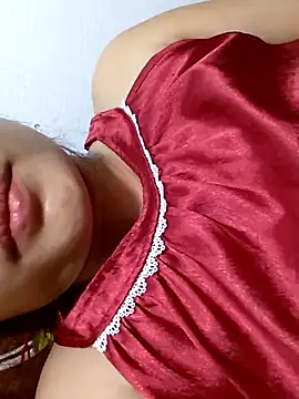Snapshot of _Mira_69_ chatting on July 22, 2026, 4:42 pm Mira 69 online show from July 22, 2026, 4:42 pm