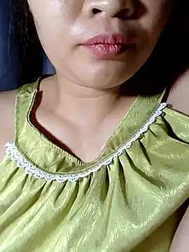 Snapshot of _Mira_69_ chatting on July 4, 2026, 4:44 pm Mira 69 online show from July 4, 2026, 4:44 pm