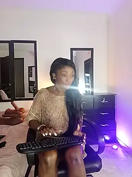 KimberlyBanks2 online show from August 4, 2026, 10:31 am