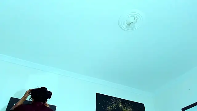 Snapshot of KimberlyBanks2 chatting on February 17, 2026, 10:01 am KimberlyBanks2 online show from February 17, 2026, 10:01 am