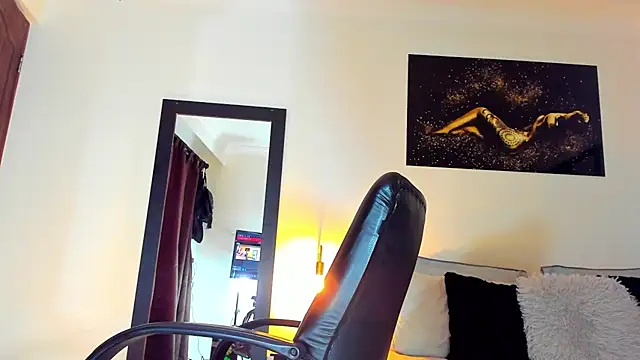 Snapshot of KimberlyBanks2 chatting on November 27, 2025, 10:16 am KimberlyBanks2 online show from November 27, 2025, 10:16 am