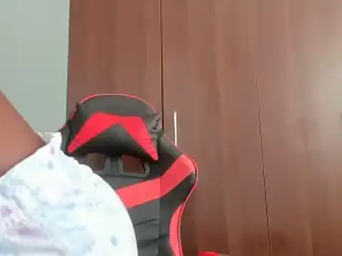 African-Dee online show from February 4, 2025, 1:48 pm