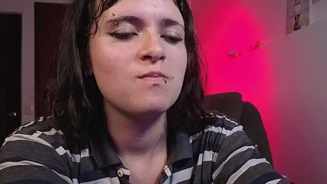 NEXT DOOR GIRL  online show from April 28, 2026, 10:25 pm