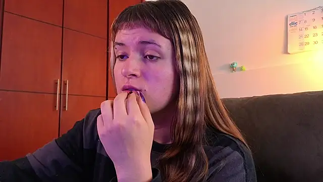 Snapshot of NEXT_DOOR_GIRL_ chatting on December 14, 2025, 1:28 pm NEXT DOOR GIRL online show from December 14, 2025, 1:28 pm