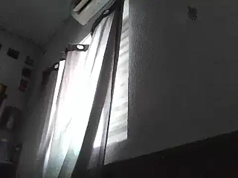 Snapshot of pedrodavid_ chatting on February 27, 2025, 9:25 pm pedrodavid online show from February 27, 2025, 9:25 pm