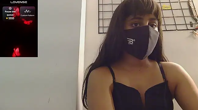 Snapshot of shimoona chatting on March 16, 2025, 9:16 am shimoona online show from March 16, 2025, 9:16 am