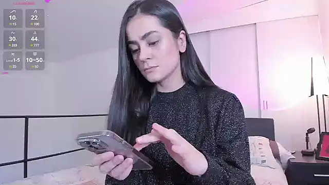 guccipussy1 online show from December 12, 2024, 7:15 pm